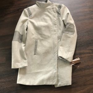 Dana Buchman ladies outerwear jacket Medium NWT